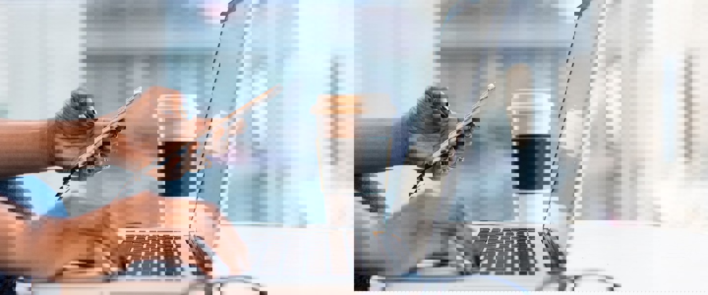 Laptop Telefoon Koffie